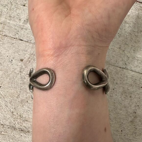 Sold - Picture 3 of 10